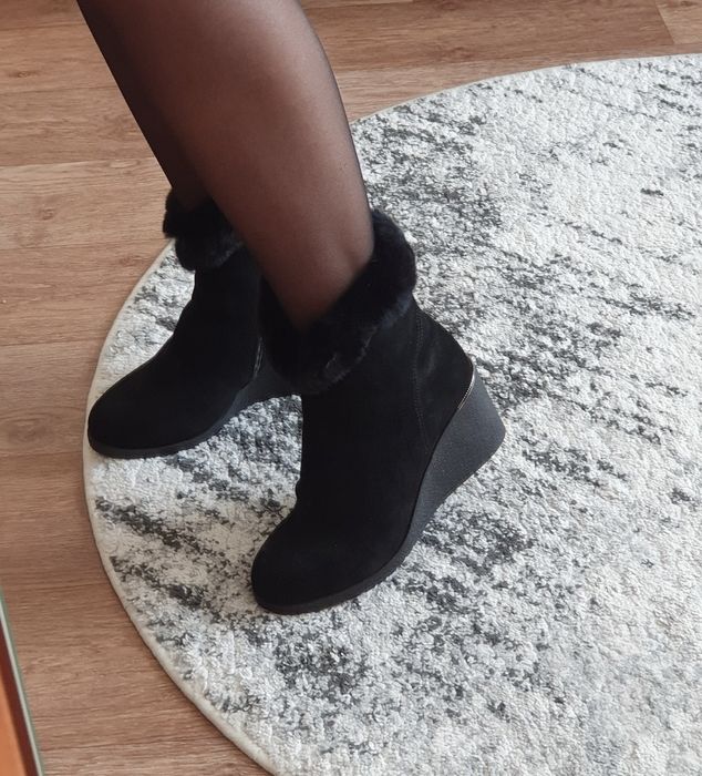 Продам женскую одежду обувь