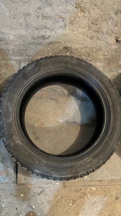 Продам резину 195/55/16 зима