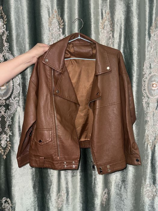 Верхняя одежда в хороших состояниях