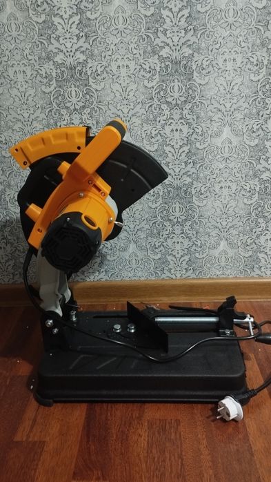 Торцовая режущая пила