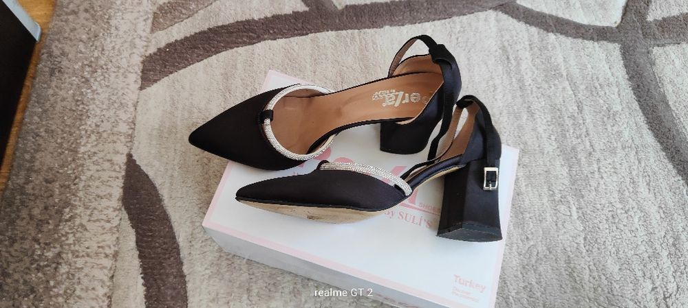 Официални обувки