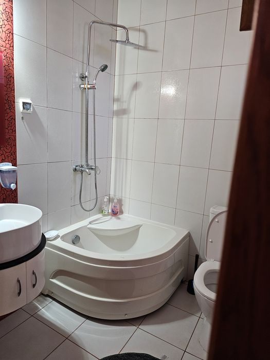 Cazare la mare - apartament cu 3 camere în regim hotelier - capacitate 8 - 10 persoane - Cazare litoral Constanta / sezon estival