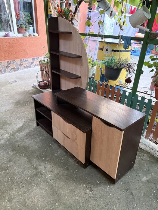 Vand comoda televizor