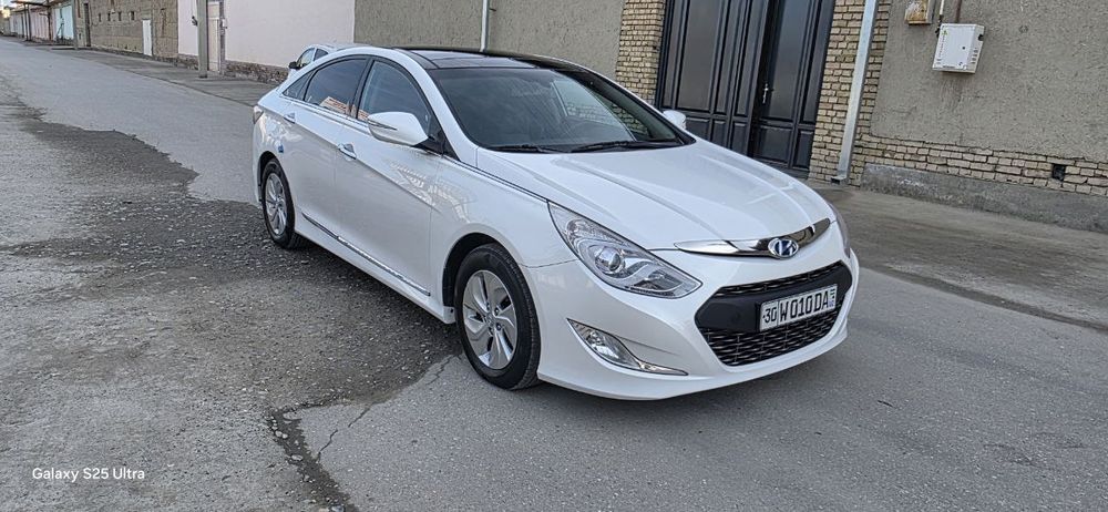 Hyundai Sonata Hybrid