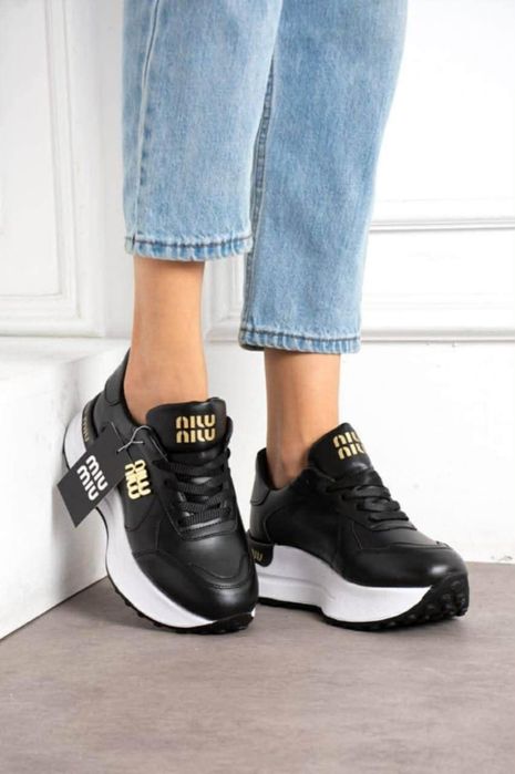 Adidasi dama superbi