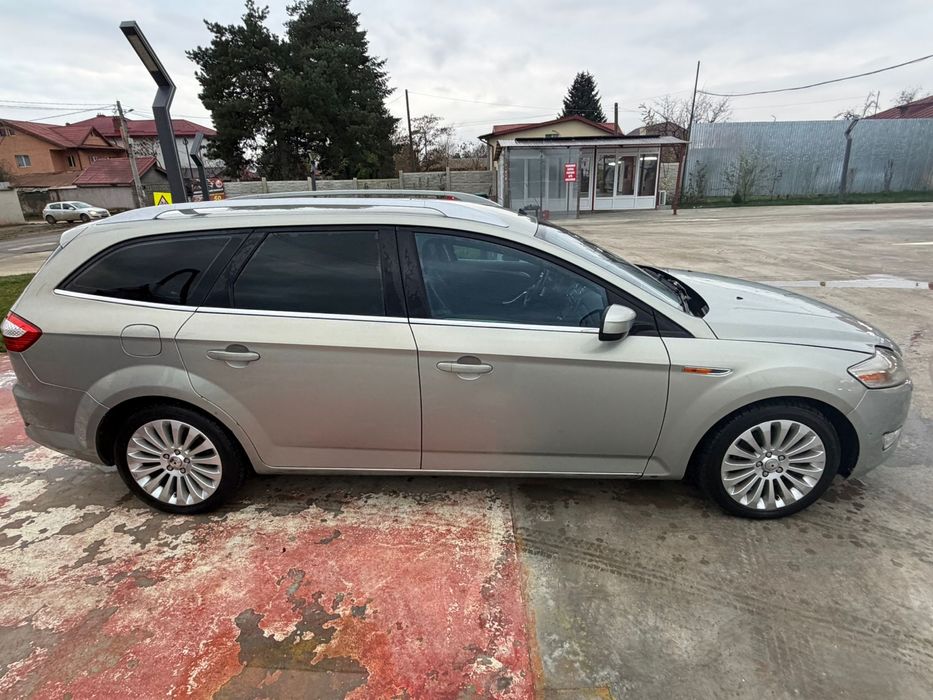 Vand ford mandeo 2009 sau schimb + dif