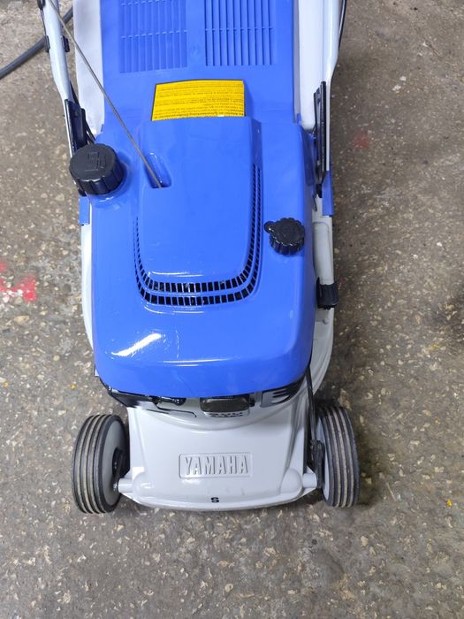 Самоходна бензинова косачка