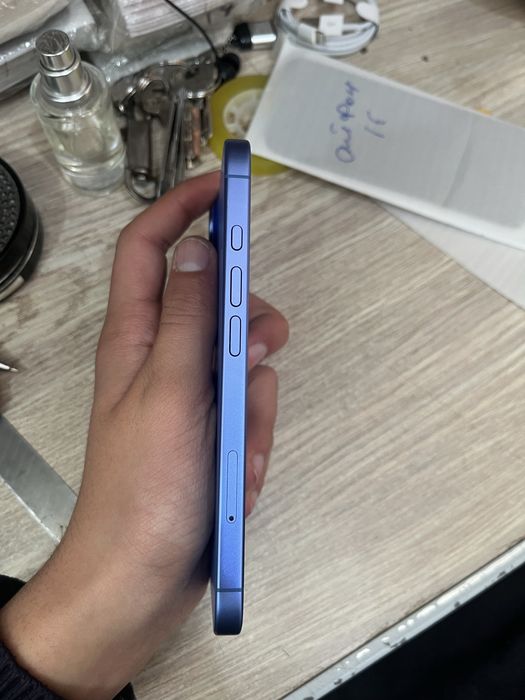 Iphone 16 ideal aybi kichkina holi bor