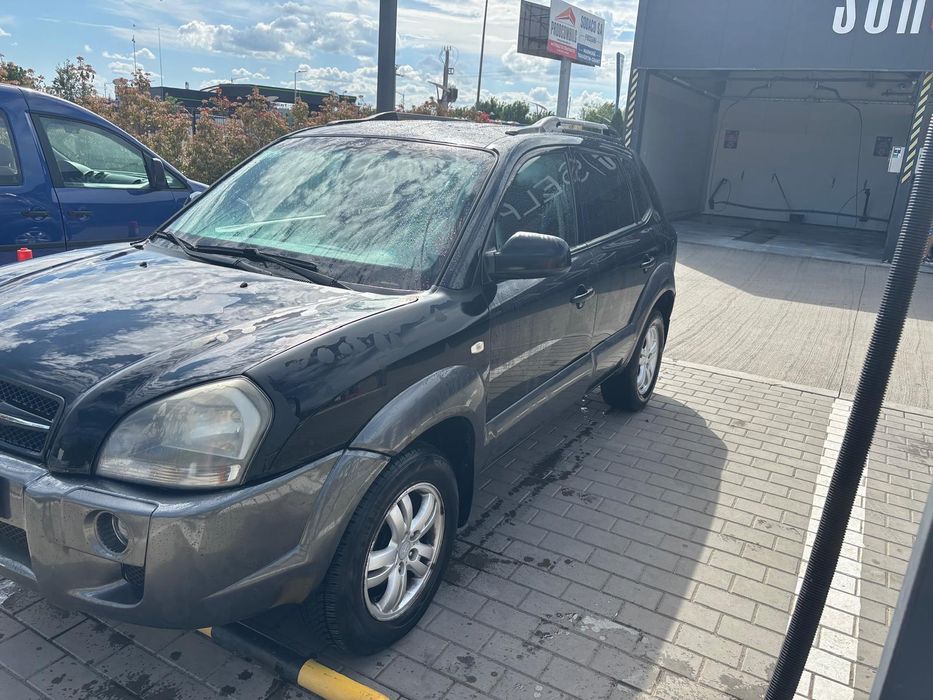 Vând hyundai tucson