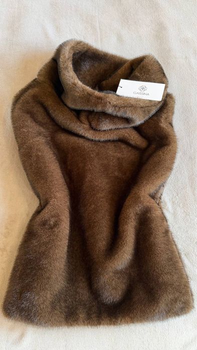 Новая манишка в оттенке брауни