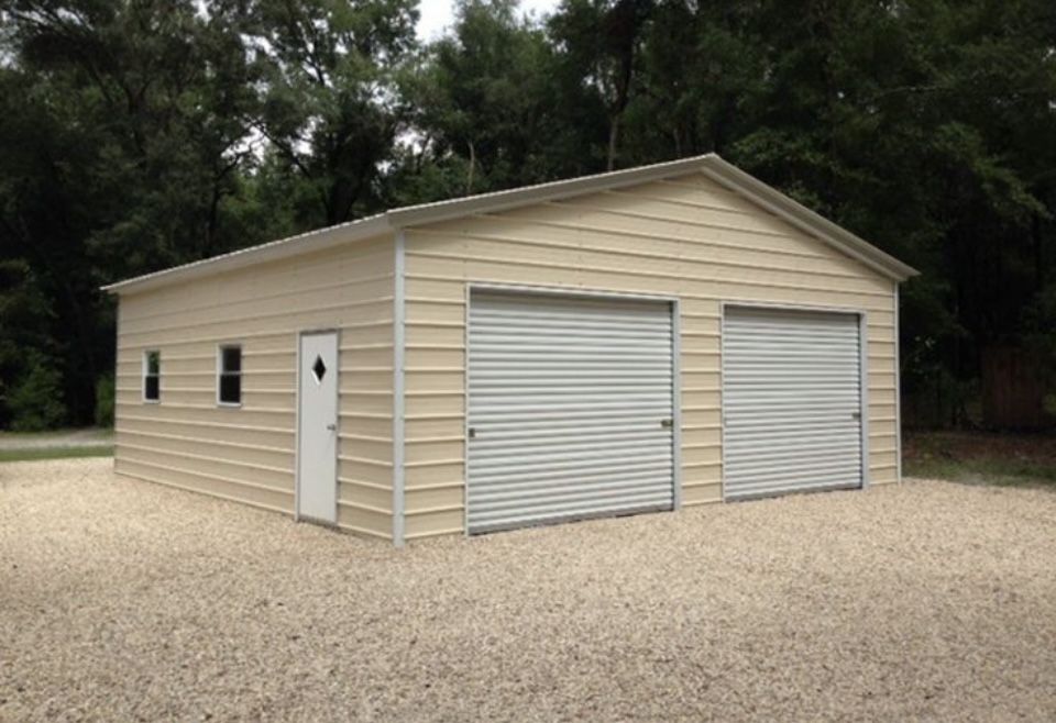 Garaje auto pe structura metalica