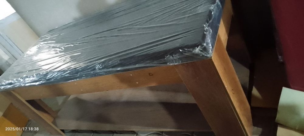 Kushetka etajerka stul