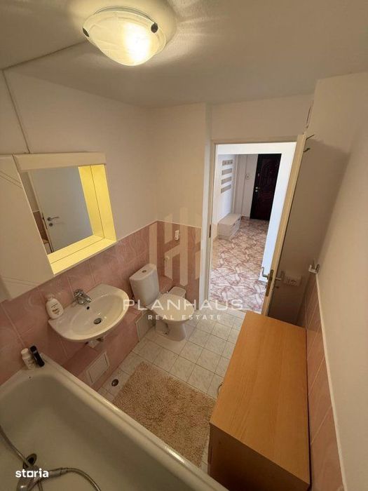 Apartament , 2 camere decomandat ,etaj 3 Regele Ferdinand zona Mihai E