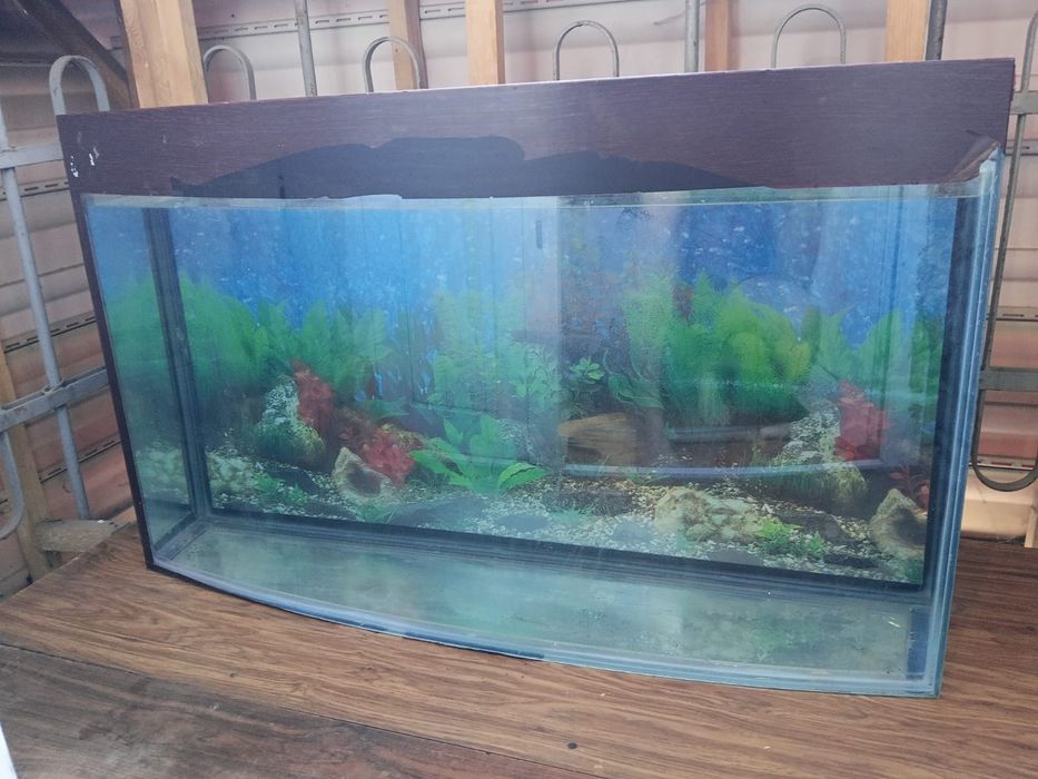 Продам аквариум 300 литров