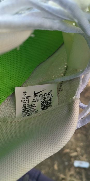 Vând adidași Nike