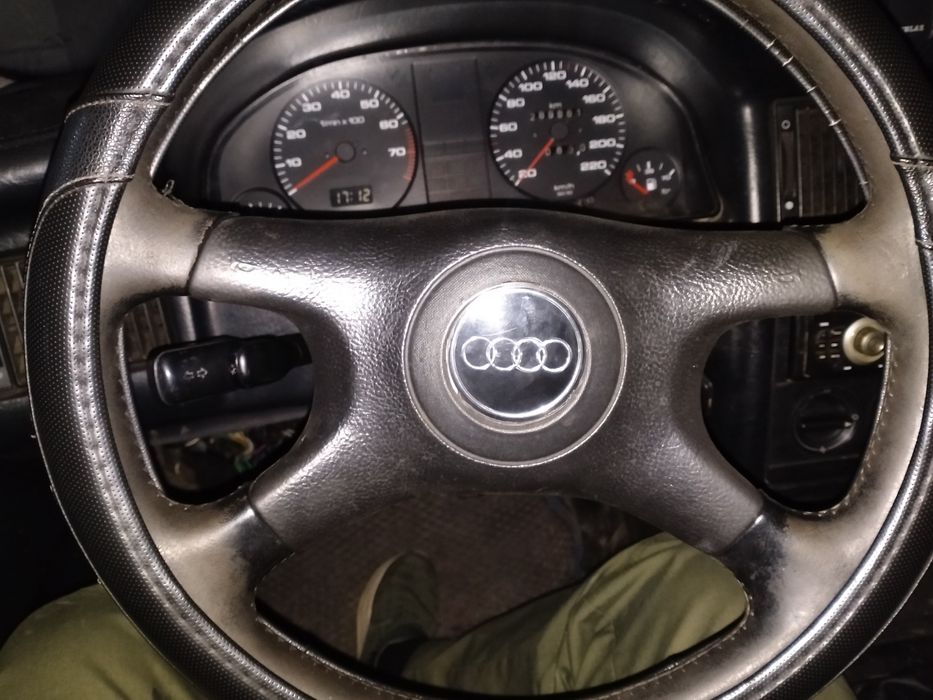 Ауди 80 б4, фонарь, крыло, трамблёр,руль