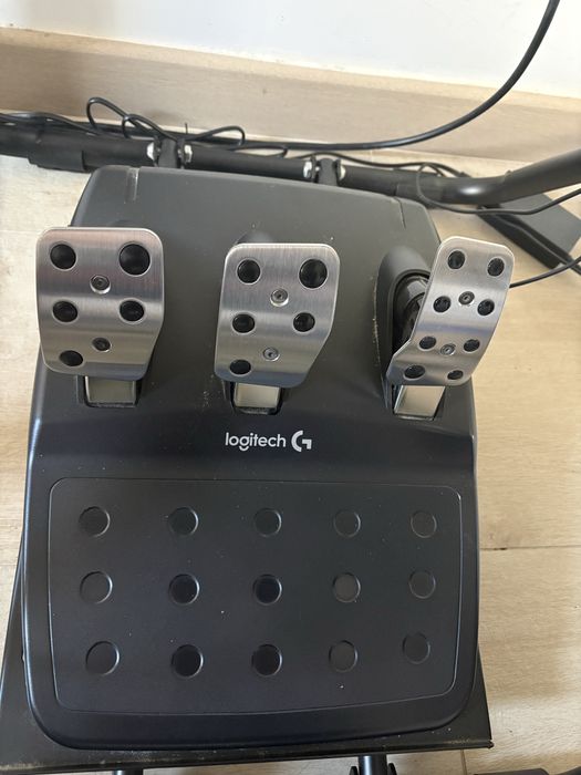 Volan Logitech G29