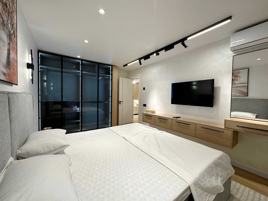 СРОЧНО Продается 3в4 комнатная Мирабад ул Фидокор кирпич балкон 2х6