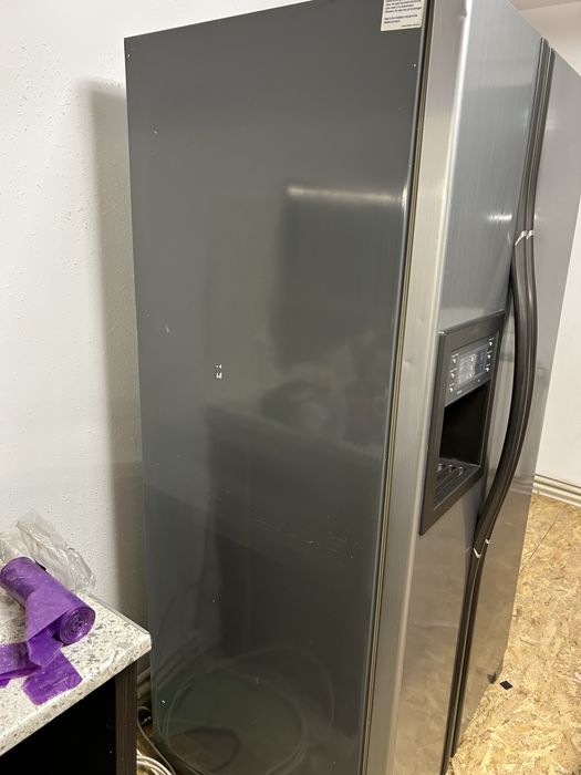 Frigider side-by-side Samsung