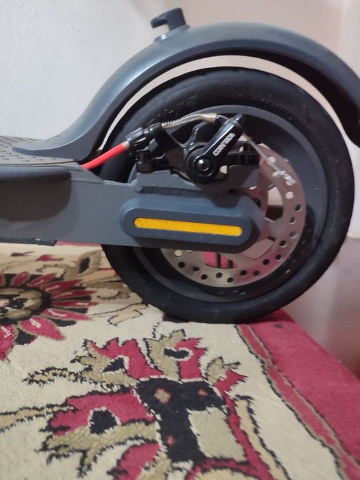 Электро самокат DRONGO