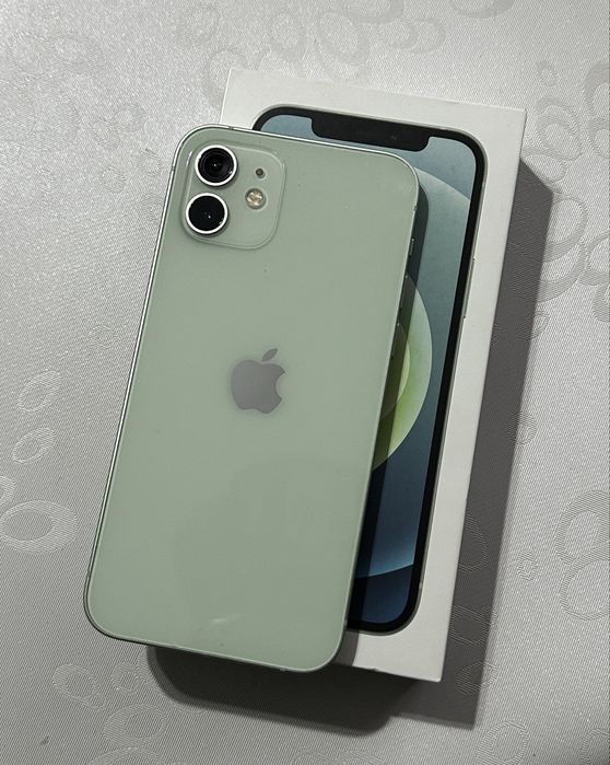 iPhone 12 64gb (2022)