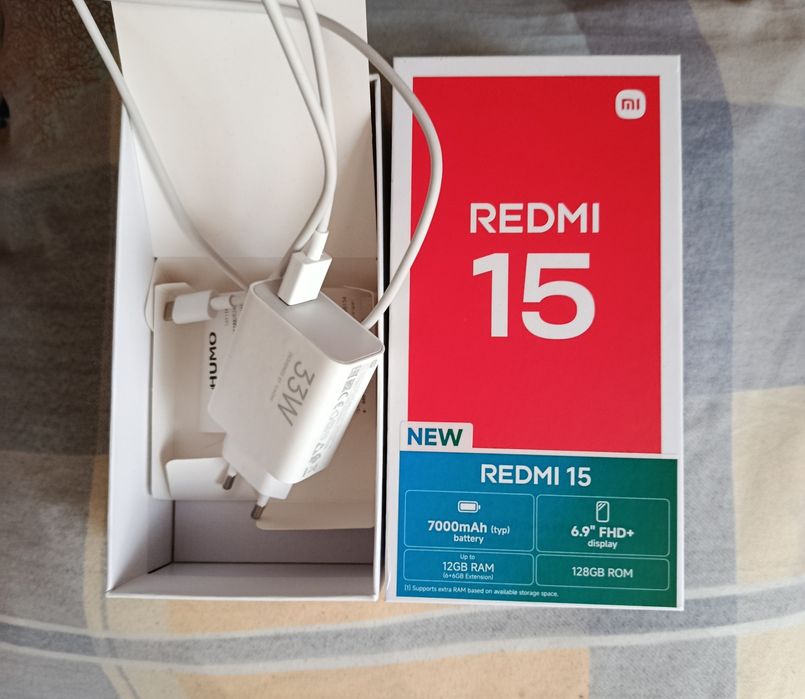 Redmi 15   8/256 black