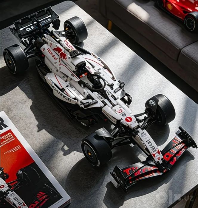 Конструктор лего Формула 1 Red Bull RB21, Redbull 2026 года