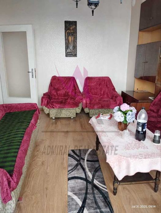 Дава се под наем Двустаен апартамент в Варна, Възраждане 3 - 52 кв.м за 358 € - Снимка #1