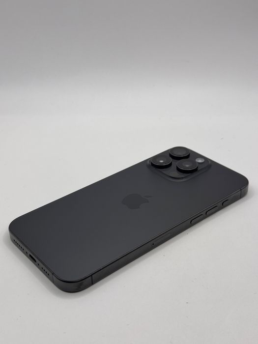 Magazin vinde iphone 15 pro max 256gb 87% garantie