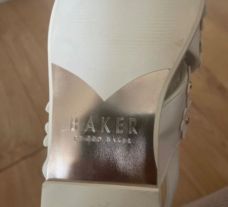 Ted Baker детски сандали 34