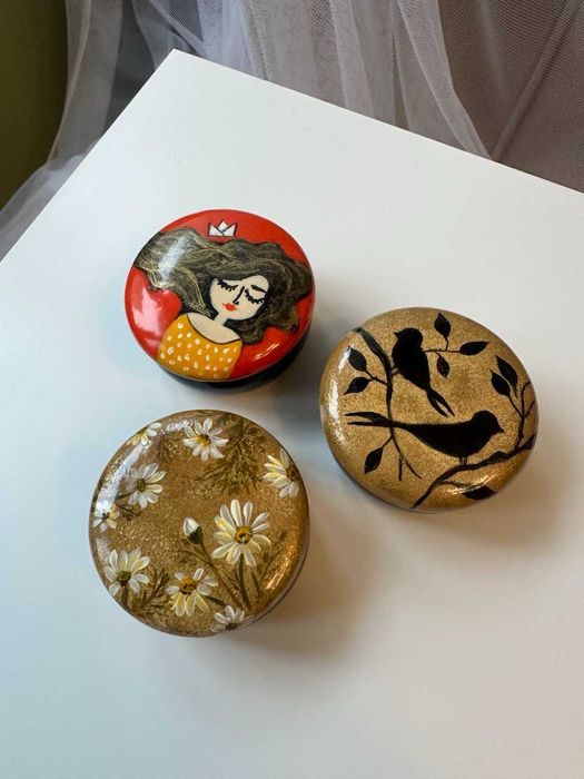 Дървена кутия за бижута