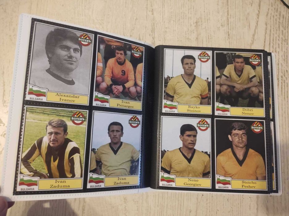 За колекционери: Албум със 160 картички на Ботев