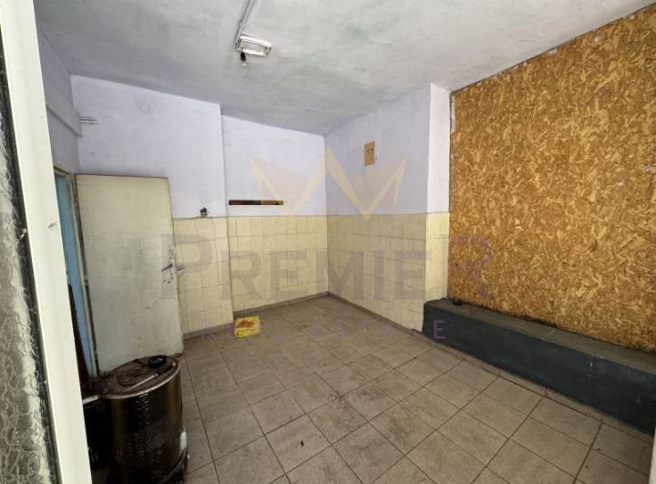 Продава се Промишлена сграда в с. Генерал Колево, Област Варна - 200 кв.м за 95 €/кв.м - Снимка #7