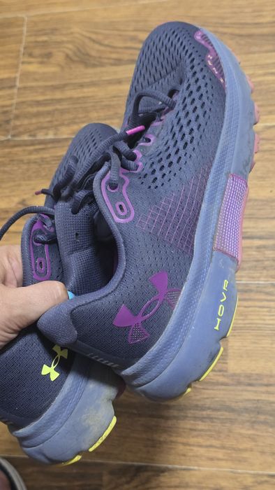 Маратонки Underarmour