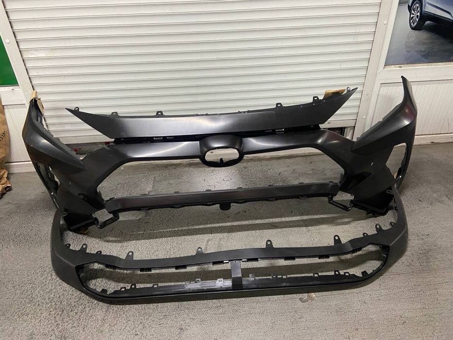 Бампер передний на Рав4 2013 и выше