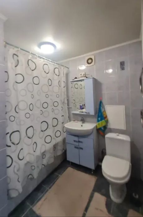 Продам 3 х ком. на Славского