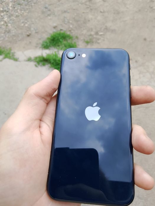iphone se 2022 64gb идеал