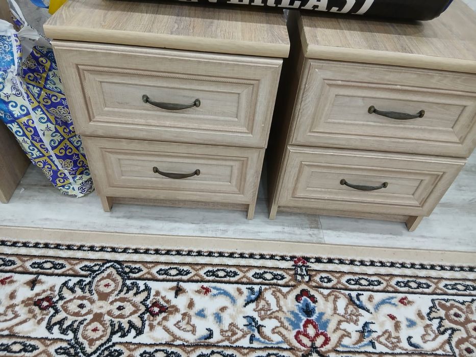 Тумбы зеркало комод