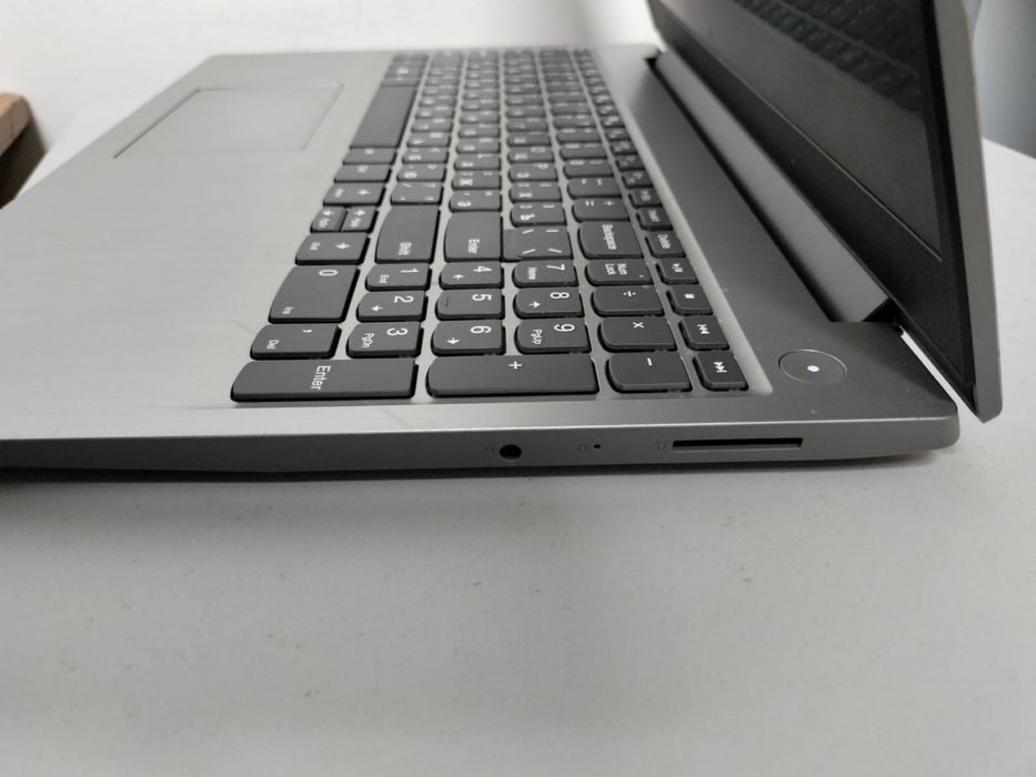 Продам ноутбук lenovo