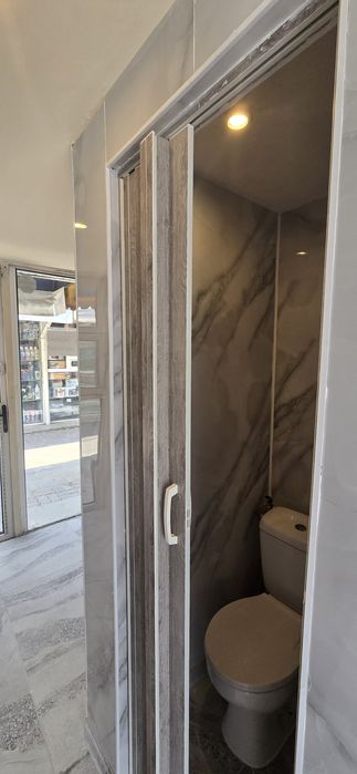 Închiriez spațiu comercial