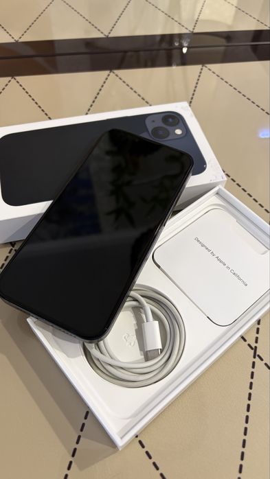 Продам iphone 13 128 g