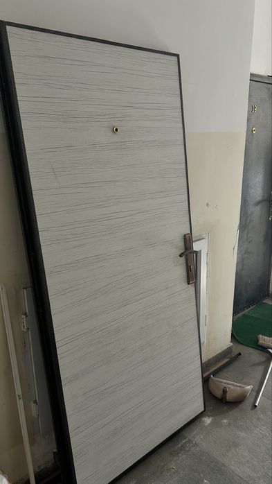 Сыртқы темір есік