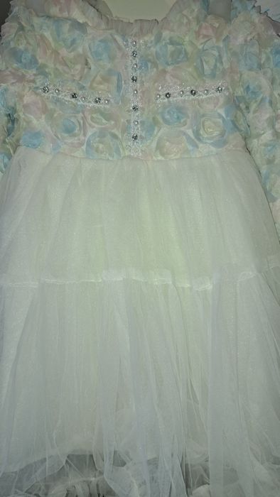 Rochie eleganta fete