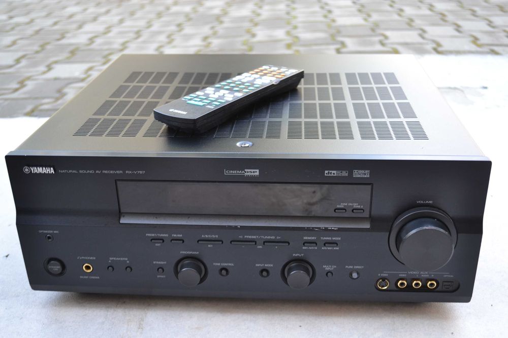 Amplificator Yamaha RX-V 757 cu telecomanda
