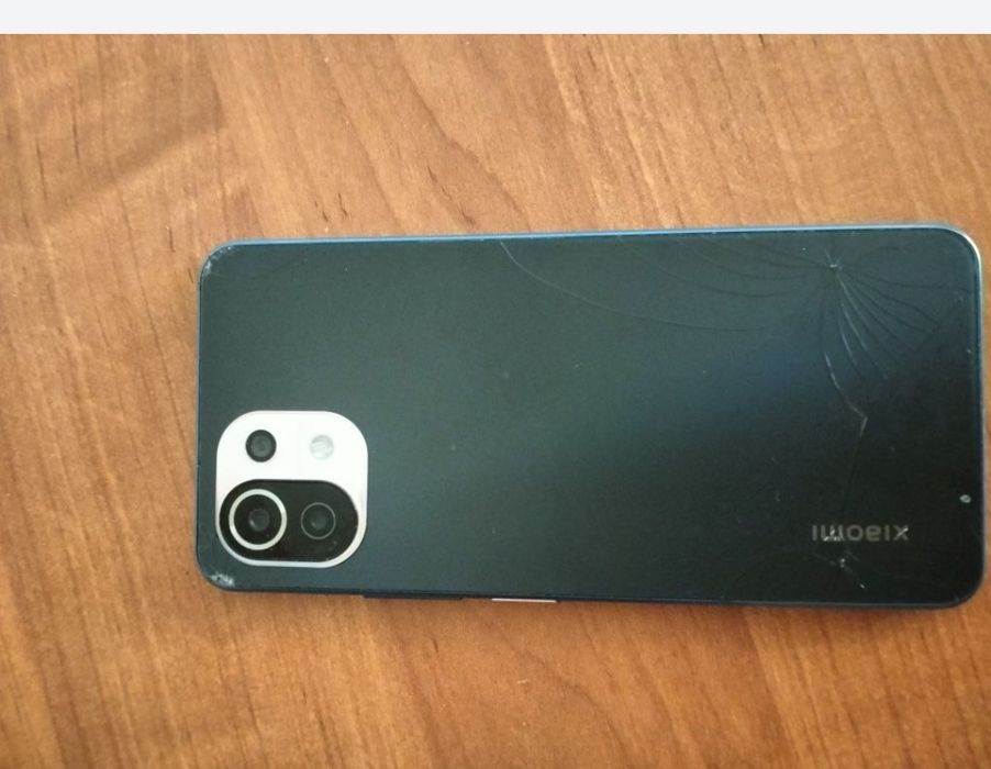 Продам или ОБМЕН Xiaomi 11 lite 5G