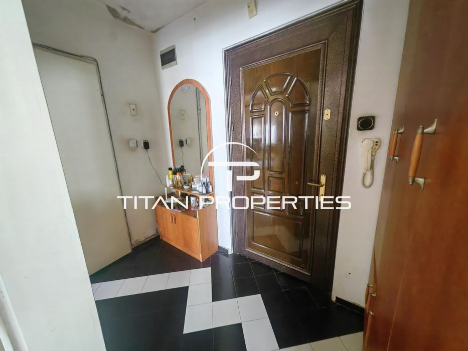 Продава се Двустаен апартамент в Варна, Цветен квартал - 68 кв.м за 2206 €/кв.м - Снимка #7