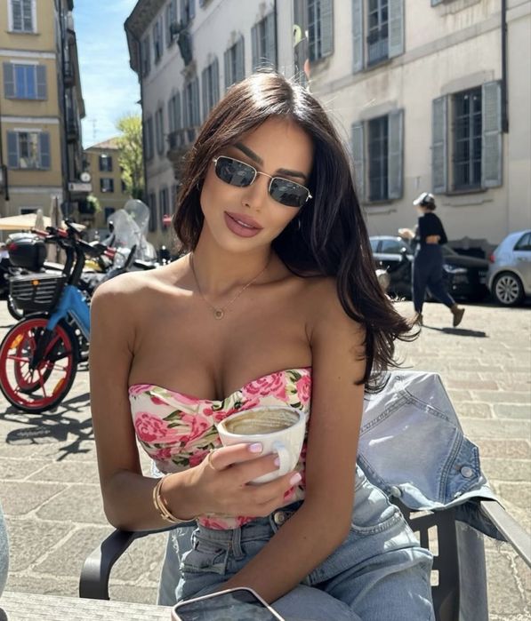 Топ с цветя Zara