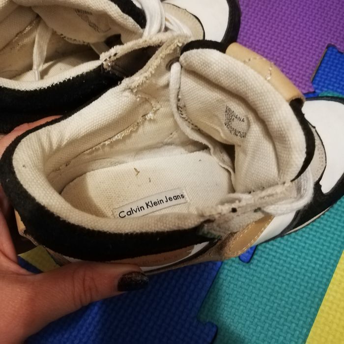 Vând ghete Calvin Klein Jeans, nr 35