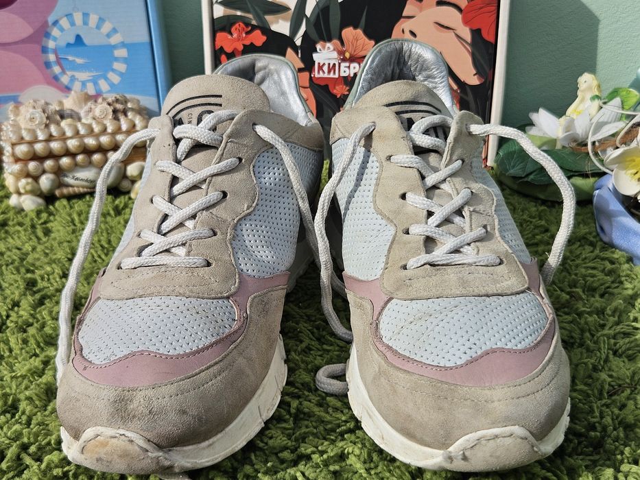 Cinque дамски кецове от кожа N41