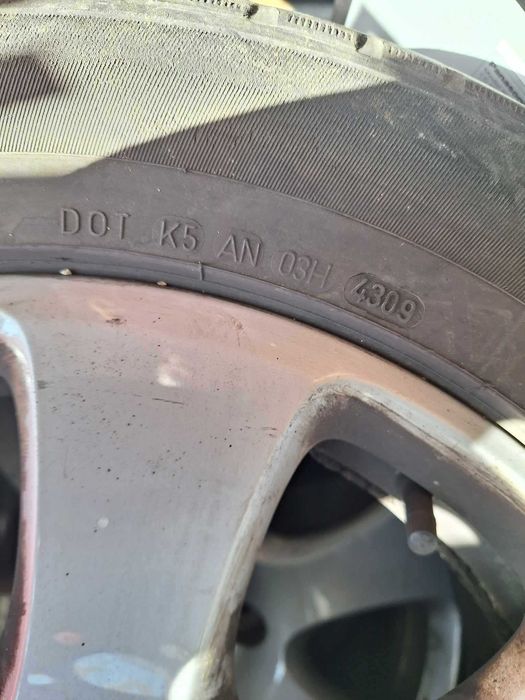 Гуми с джанти Audi + резервна Оригинални